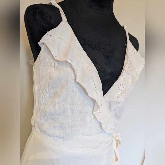 Bailey Blue - Picture 2 of 4